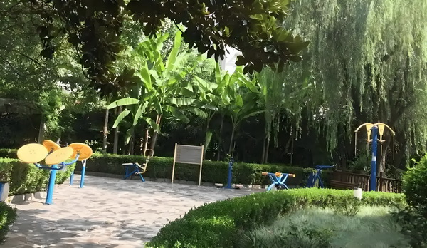 记者：阿代米赛后在更衣室和大家说了很抱歉，他很难过